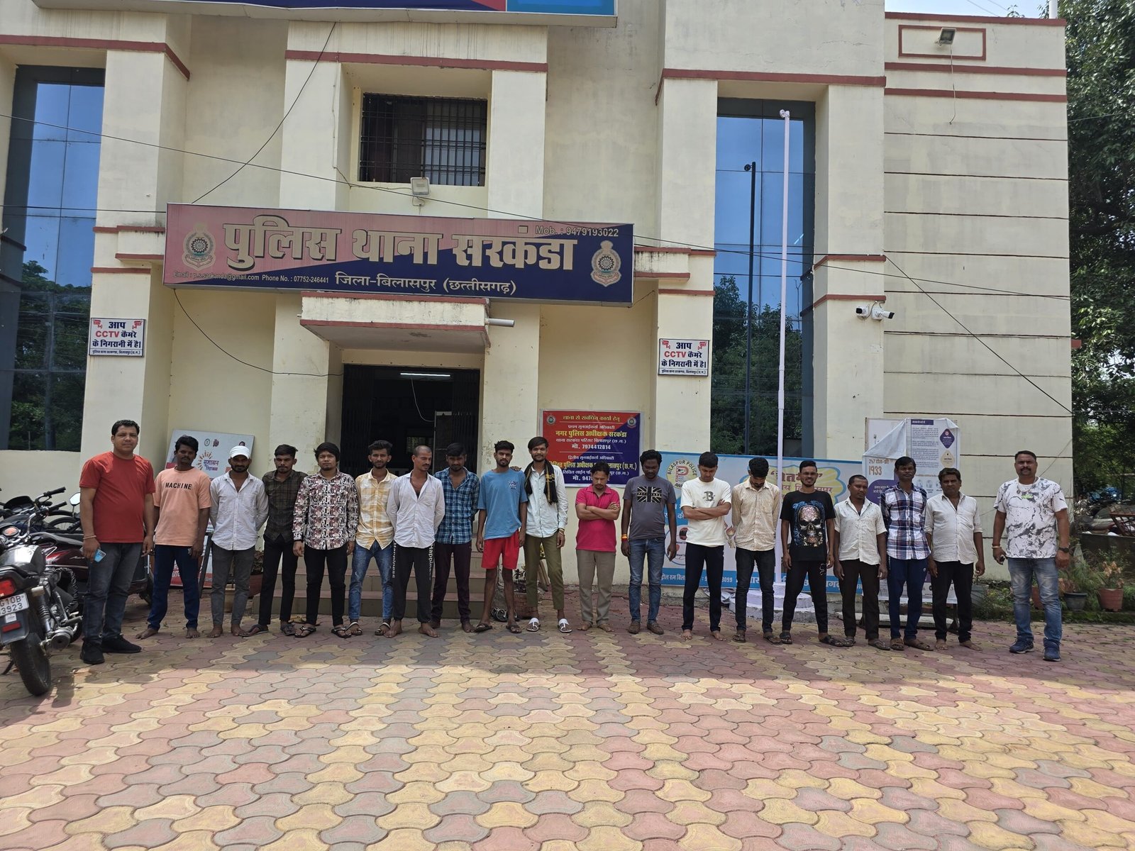 बिलासपुर पुलिस की सख्त कार्रवाई: 26 वारंट तामील, 124 बदमाशों की चेकिंग