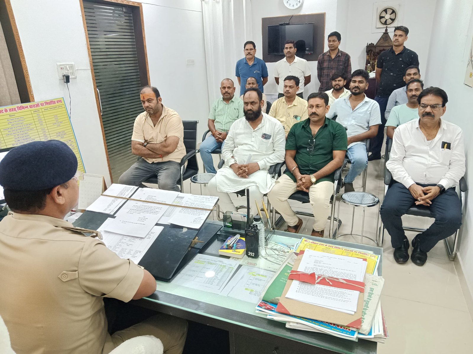 बिलासपुर यातायात पुलिस की सेकंड हैंड ऑटो डीलरों के साथ बैठक – सुगम और सुरक्षित यातायात के लिए दिए गए निर्देश