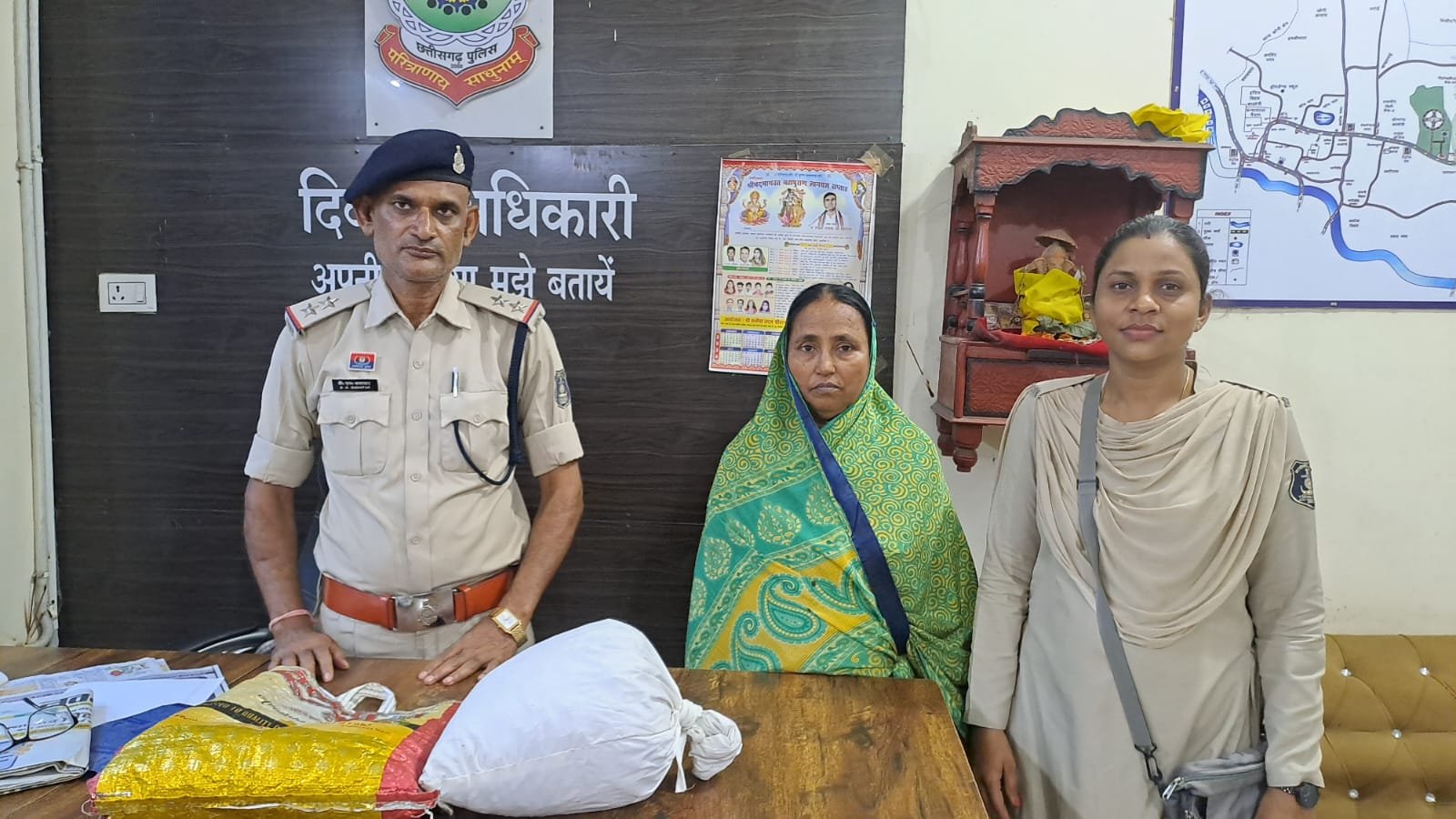 सरकंडा पुलिस की कार्रवाई: महिला से 1.9 किलो गांजा बरामद, मौके पर गिरफ्तार